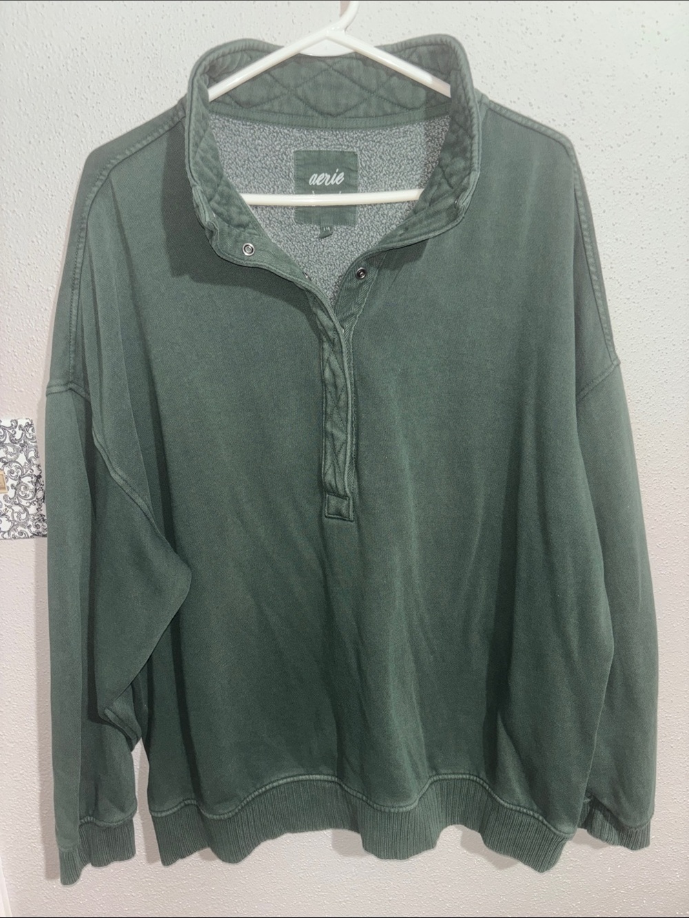 Aerie Oh Snap! Sweatshirt (size Large)